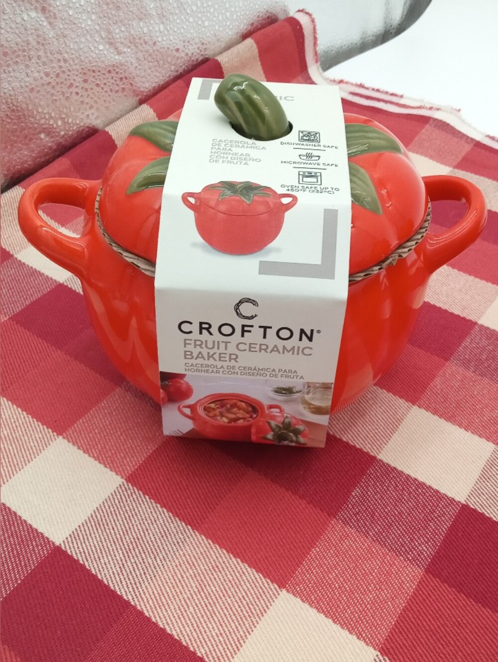 Crofton Tomato Fruit Ceramic Baker NWT